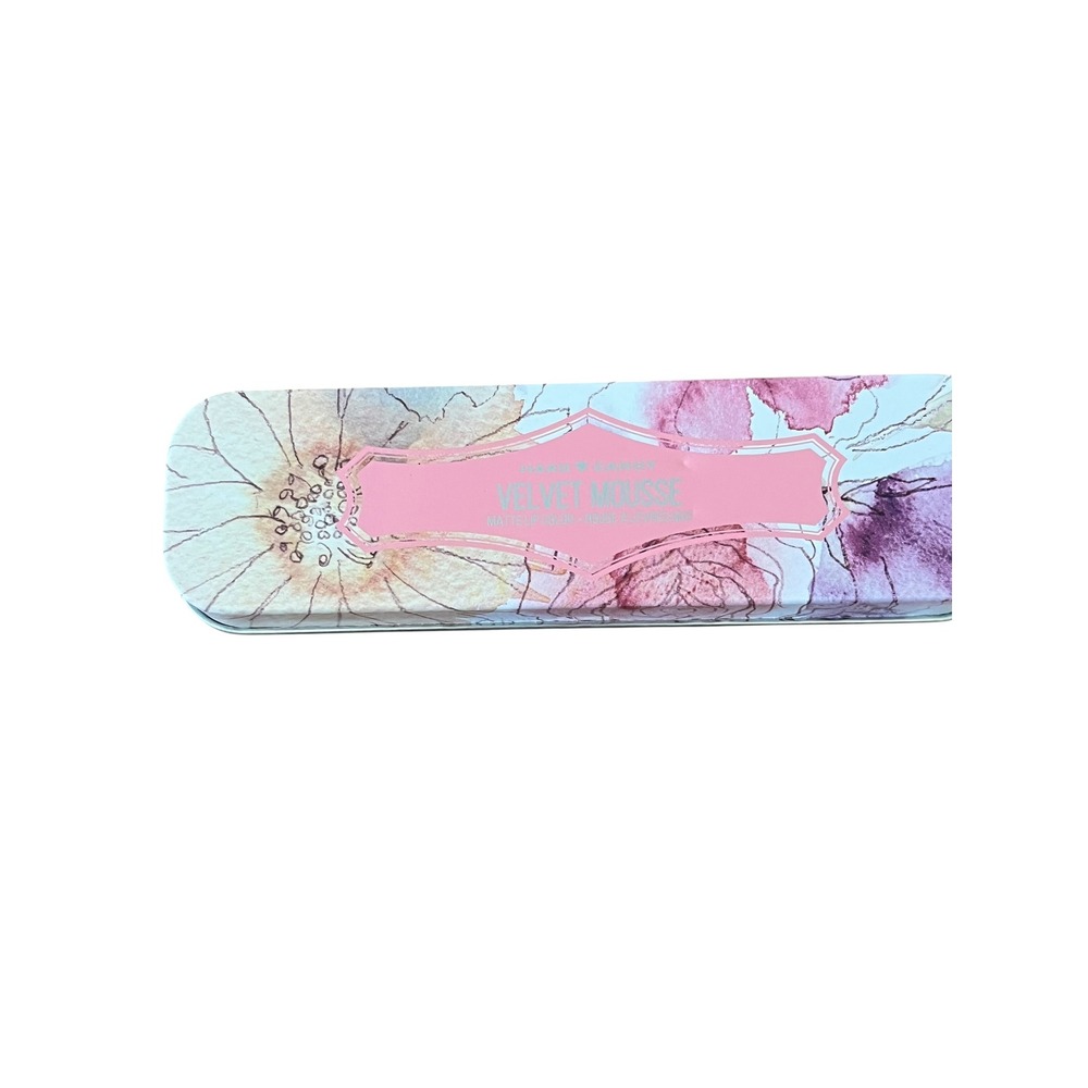NIB Hard Candy Velvet Mousse Matte Lip Color Sweet Pea Pink Liquid Lipstick Tin